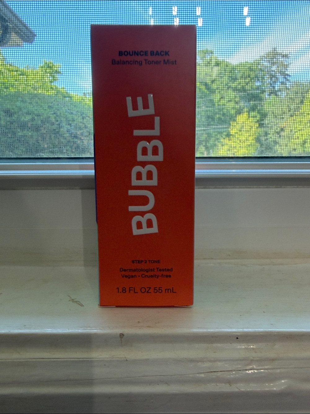 BUBBLE Bounce Back Balancing Toner Mist - Bright Orange
